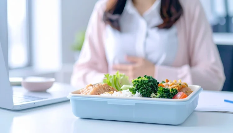 【医師が解説】食中毒の症状は何時間後に出る？